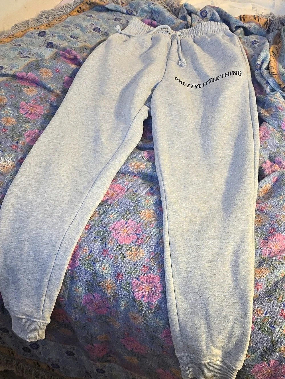 PrettyLittleThing Gray Jogger Sweatpants Size XS
